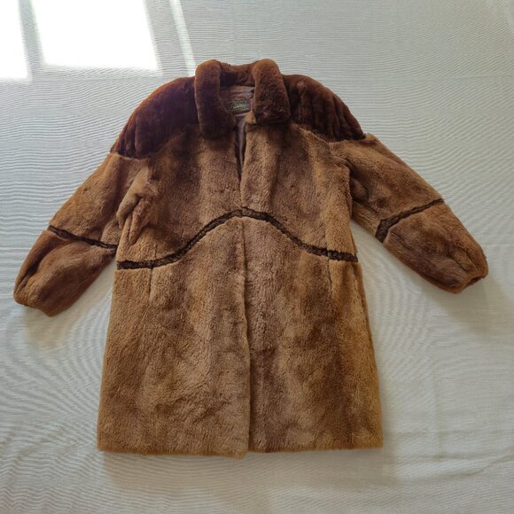 Vintage Gerard Samuel Women Fur Coat - Picture 9 of 17